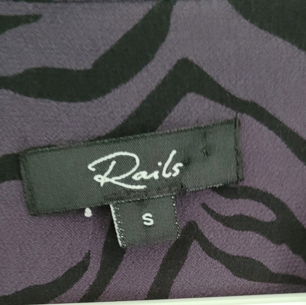 Rails Jumpsuit Callen Wide Leg Charcoal Gray Tiger Stripe Button Front S… - Picture 12 of 12